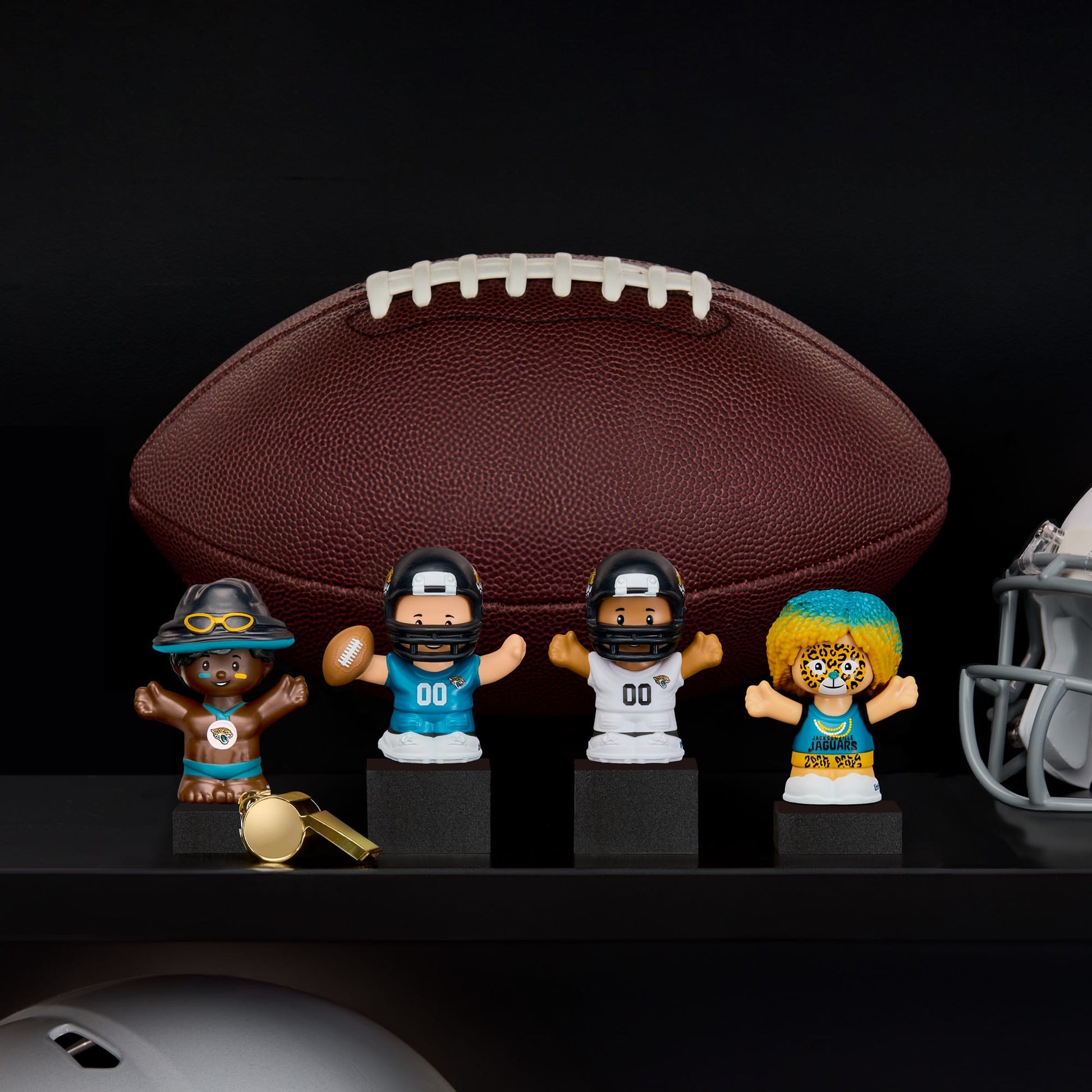 Little People Collector x NFL Jacksonville Jaguars Set - Bộ Mô Hình Cầu Thủ Bóng Bầu Dục - Mattel HNJ47 - Hình ảnh chi tiết 2