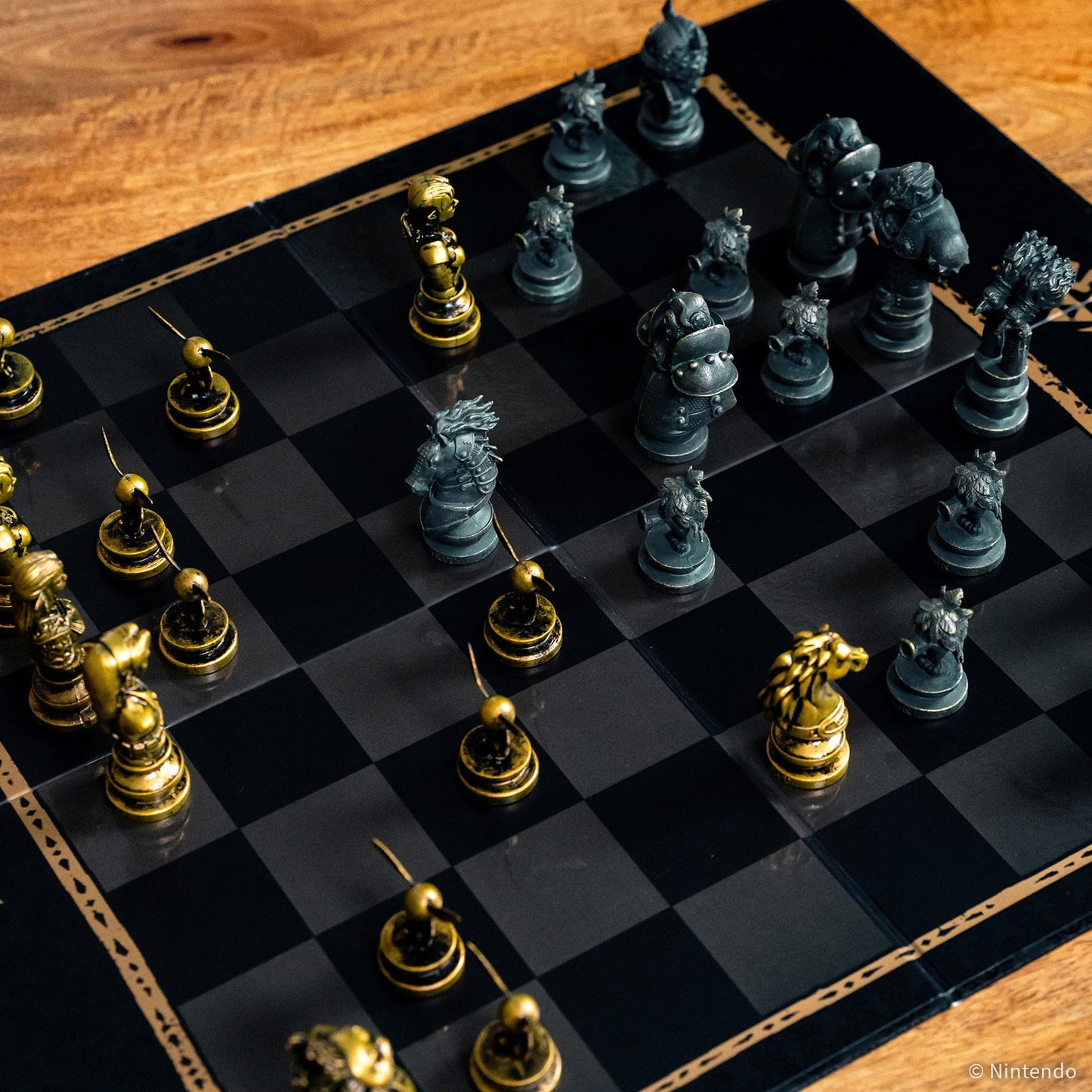 The Legend of Zelda™ Chess Set - Bộ Cờ Vua Cao Cấp Chính Hãng The Op Games