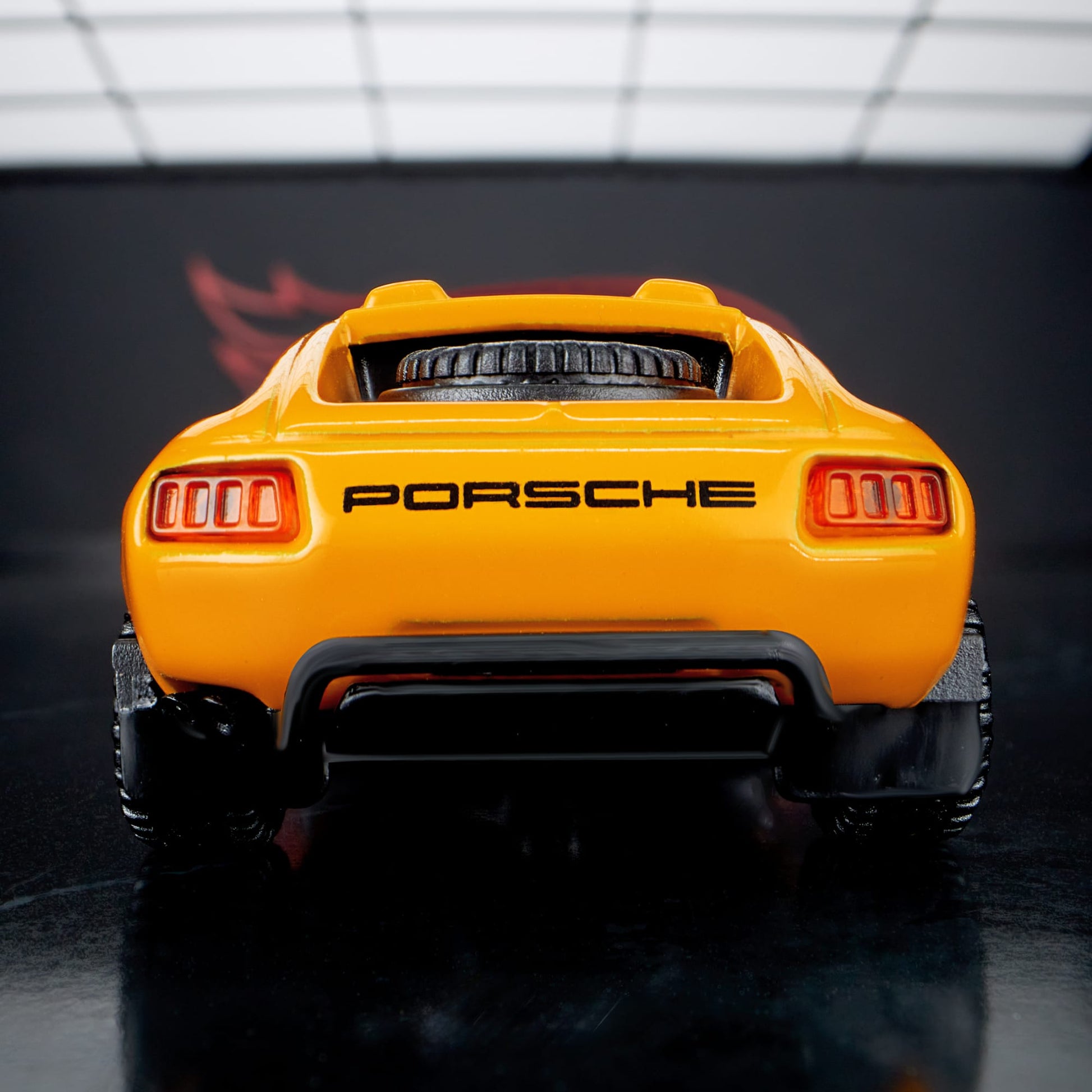 Hot Wheels Elite 64 Porsche 928 Safari - Xe Mô Hình Die-cast Cao Cấp Tỷ Lệ 1:64 - Hot Wheels - Hình ảnh bổ sung 6
