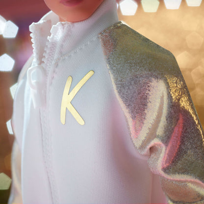 Ken Doll In White and Gold Tracksuit – Barbie The Movie Búp bê sưu tầm Mattel HPK04 - Hình ảnh bổ sung 4