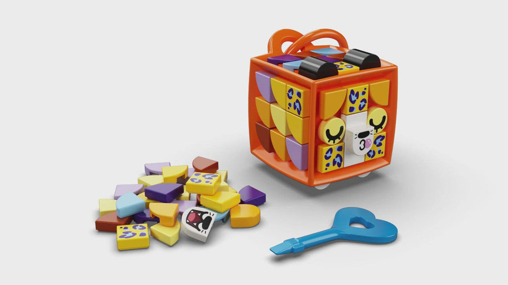 LEGO® DOTS™ Bag Tag Leopard - Thẻ Đeo Túi Hình Báo Cá Tính - LEGO 41929 - Hình ảnh chi tiết 2