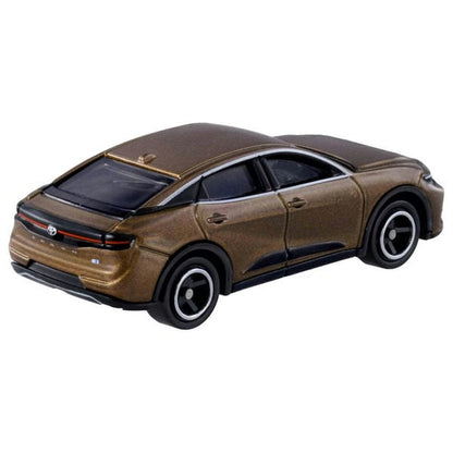Tomica No. 72 Toyota Crown Box