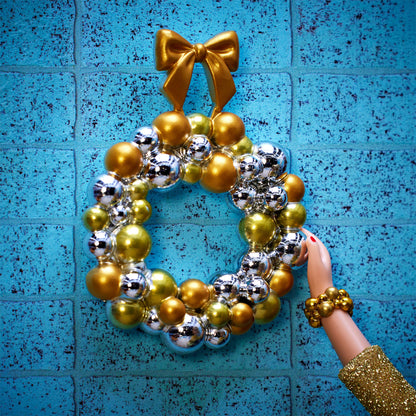 12 Days of Christmas Barbie Doll and Accessories - Búp bê Barbie Signature Gold Label 2024