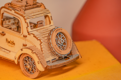 Rolife Modern 3D Wooden Puzzle - Vintage Car TG504 - Mô hình lắp ráp gỗ 3D xe hơi cổ điển - Rolife