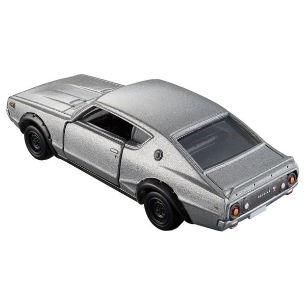Tomica Premium No. 17 Nissan Skyline 2000 GT-R KPGC110