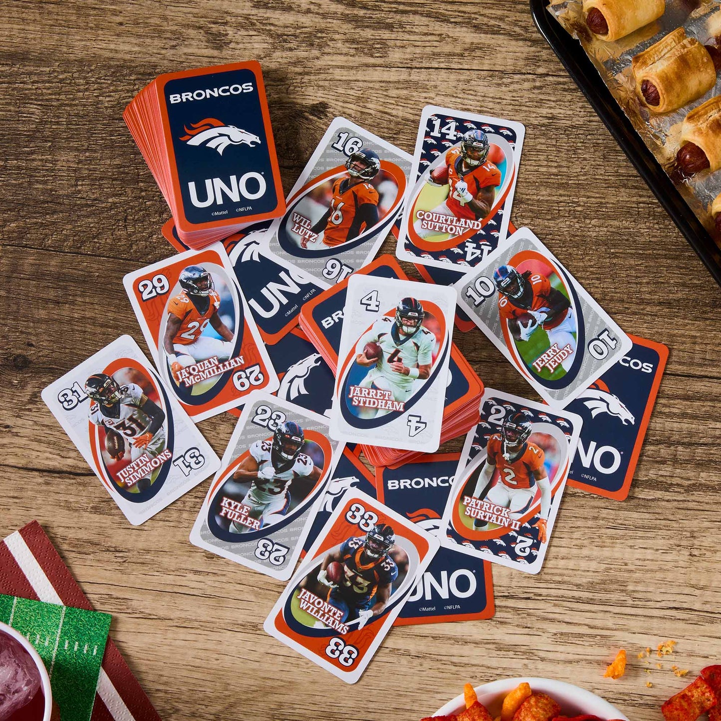 UNO Fandom NFL Denver Broncos Game Deck - Trò Chơi Thẻ Bài Bóng Bầu Dục - Mattel - Hình ảnh bổ sung 5