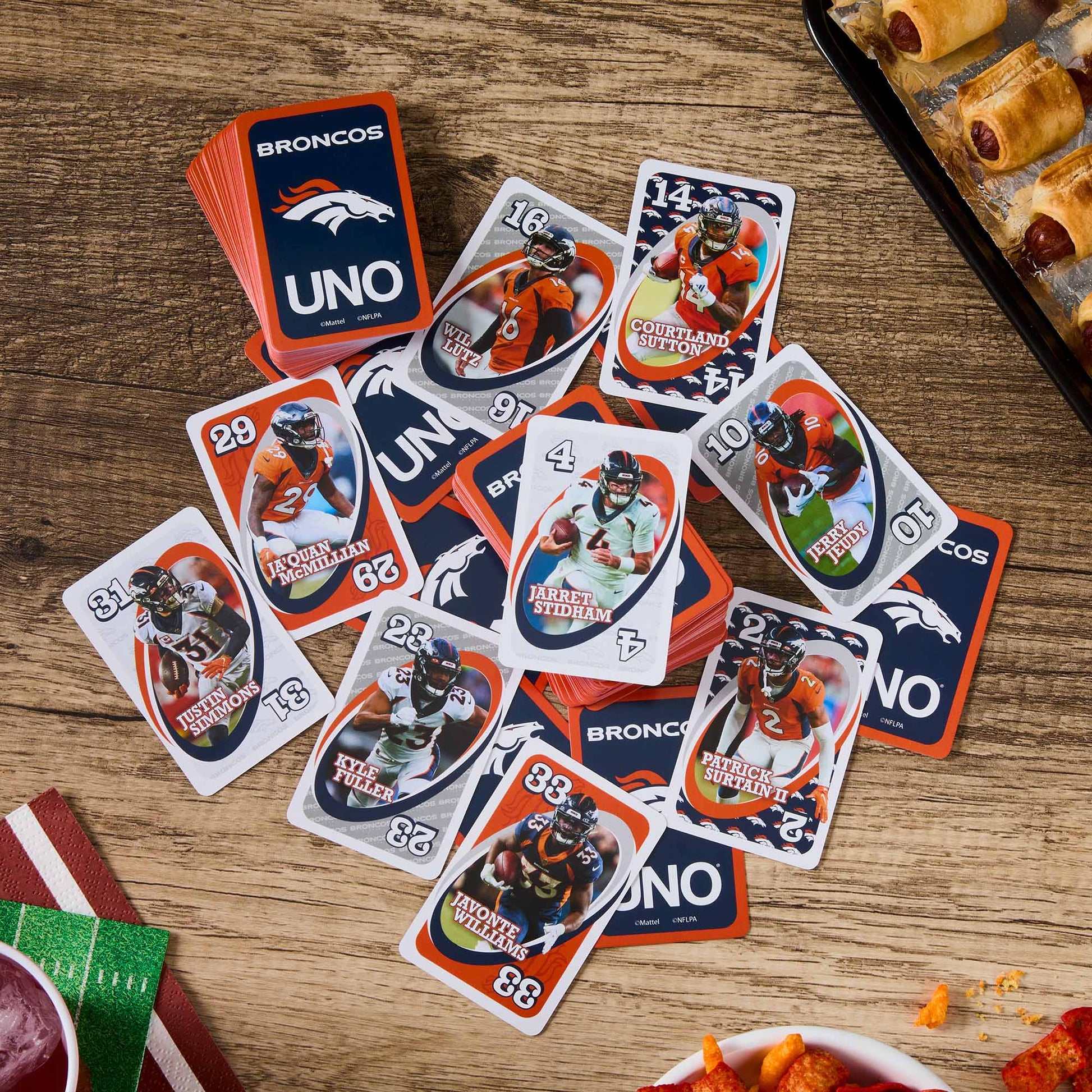 UNO Fandom NFL Denver Broncos Game Deck - Trò Chơi Thẻ Bài Bóng Bầu Dục - Mattel - Hình ảnh bổ sung 5