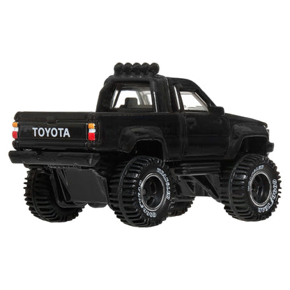 Hot Wheels Premium Car Culture 2-Pack Back to the Future Time Machine & 1987 Toyota Pickup Truck / Camionnette