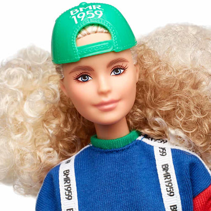 Barbie BMR1959 Doll - Color Block Sweatshirt with Logo Tape & Striped Shorts - Búp bê thời trang sưu tầm Barbie Signature - Hình ảnh bổ sung 4