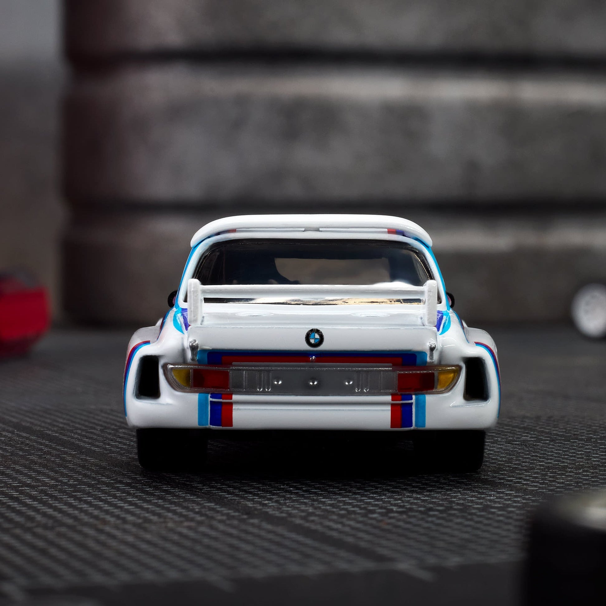 Hot Wheels Elite 64 1975 BMW 3.0 CSL Race