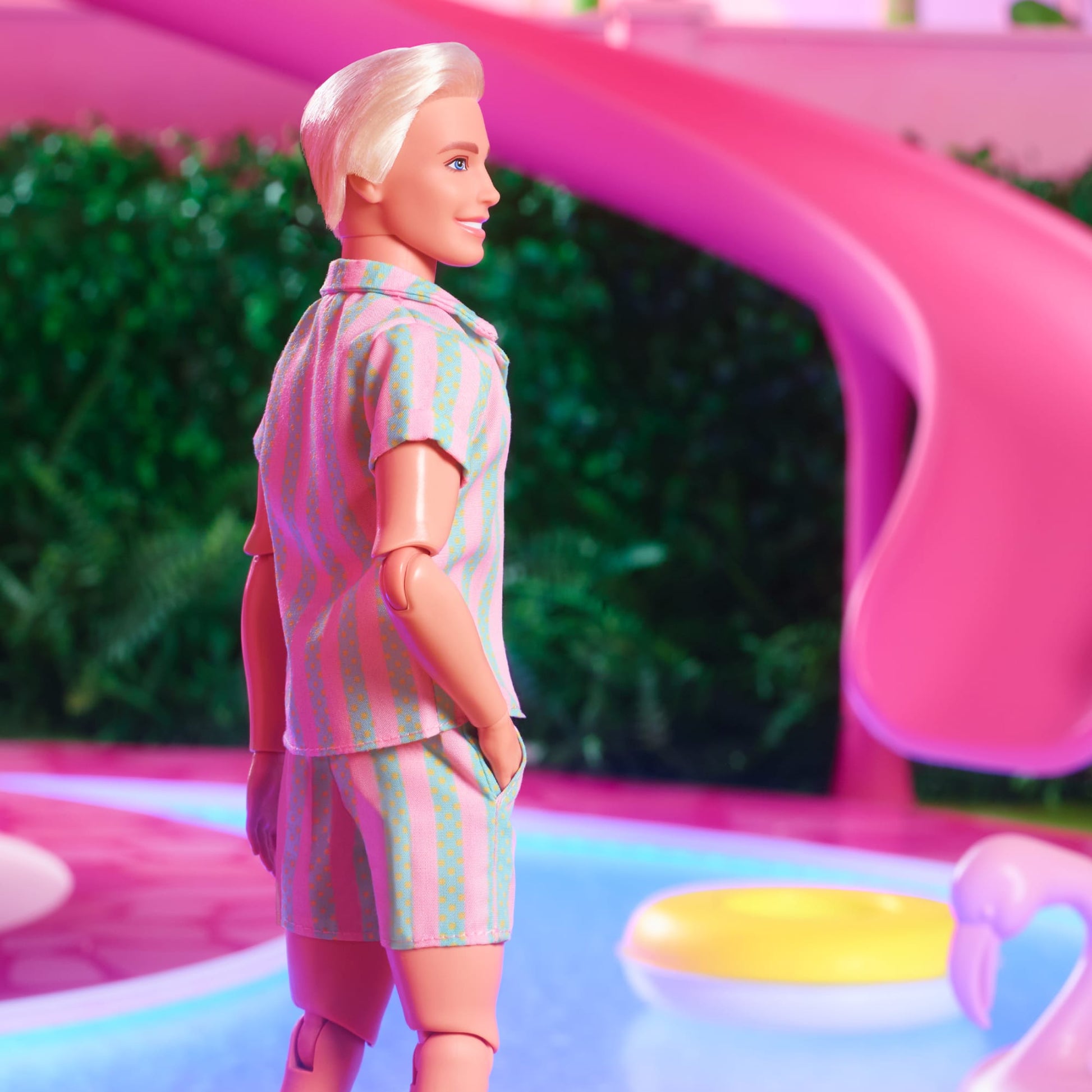 Ken Doll Wearing Pastel Striped Beach Matching Set – Barbie The Movie - Búp bê mô hình sưu tầm - Mattel HPJ97 Mattel Creation