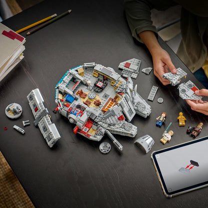 LEGO® Star Wars™ SMART Play™: Millennium Falcon™
