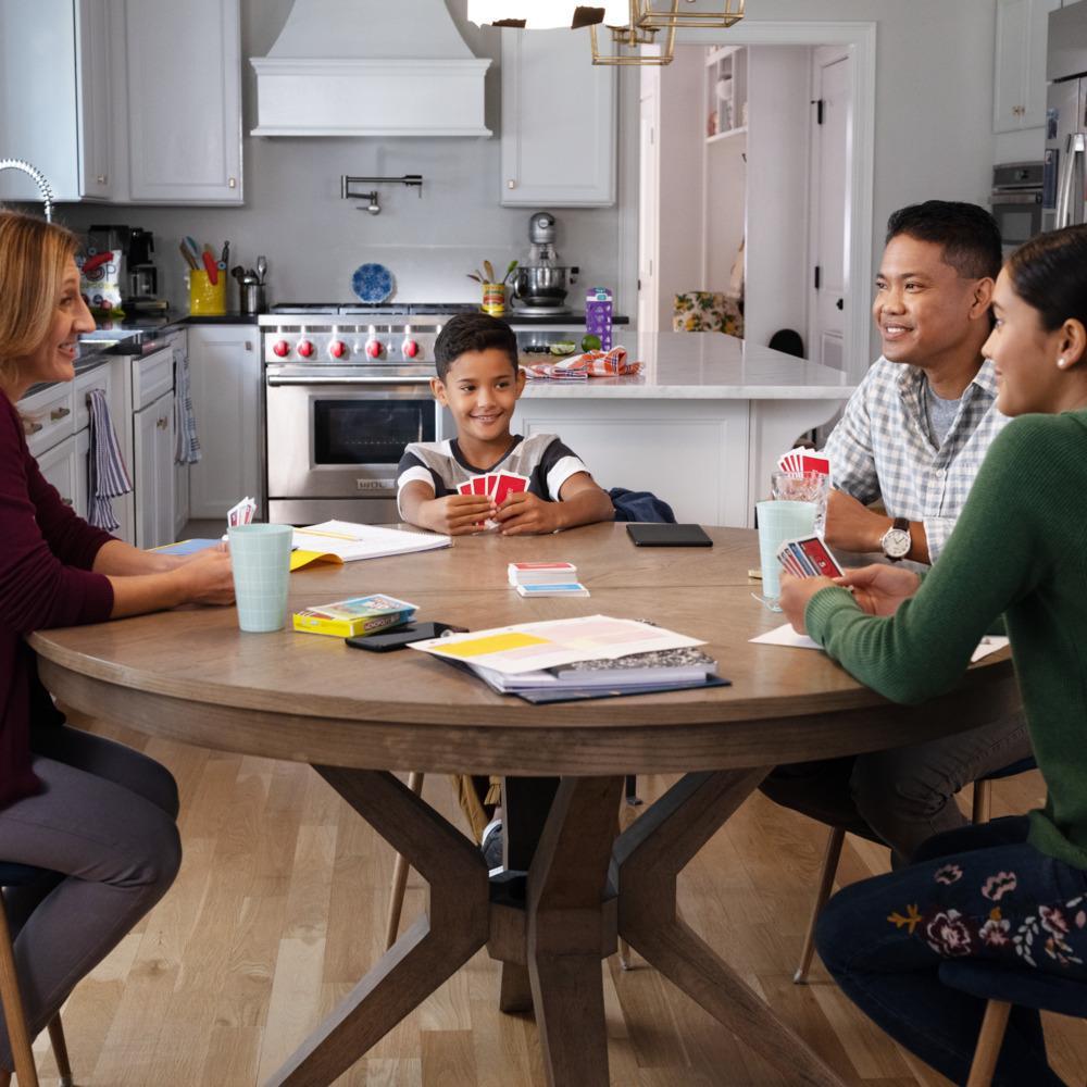 Monopoly Bid - Game Bài Đấu Giá Tốc Độ (Hasbro F1699)