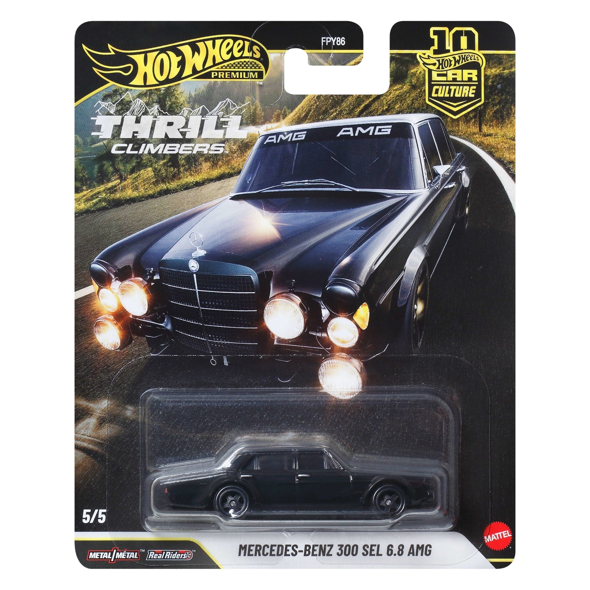 Hot Wheels Premium Car Culture 2-Pack 2004 Volkswagen Gold R32 & Volkswagen Golf MK7