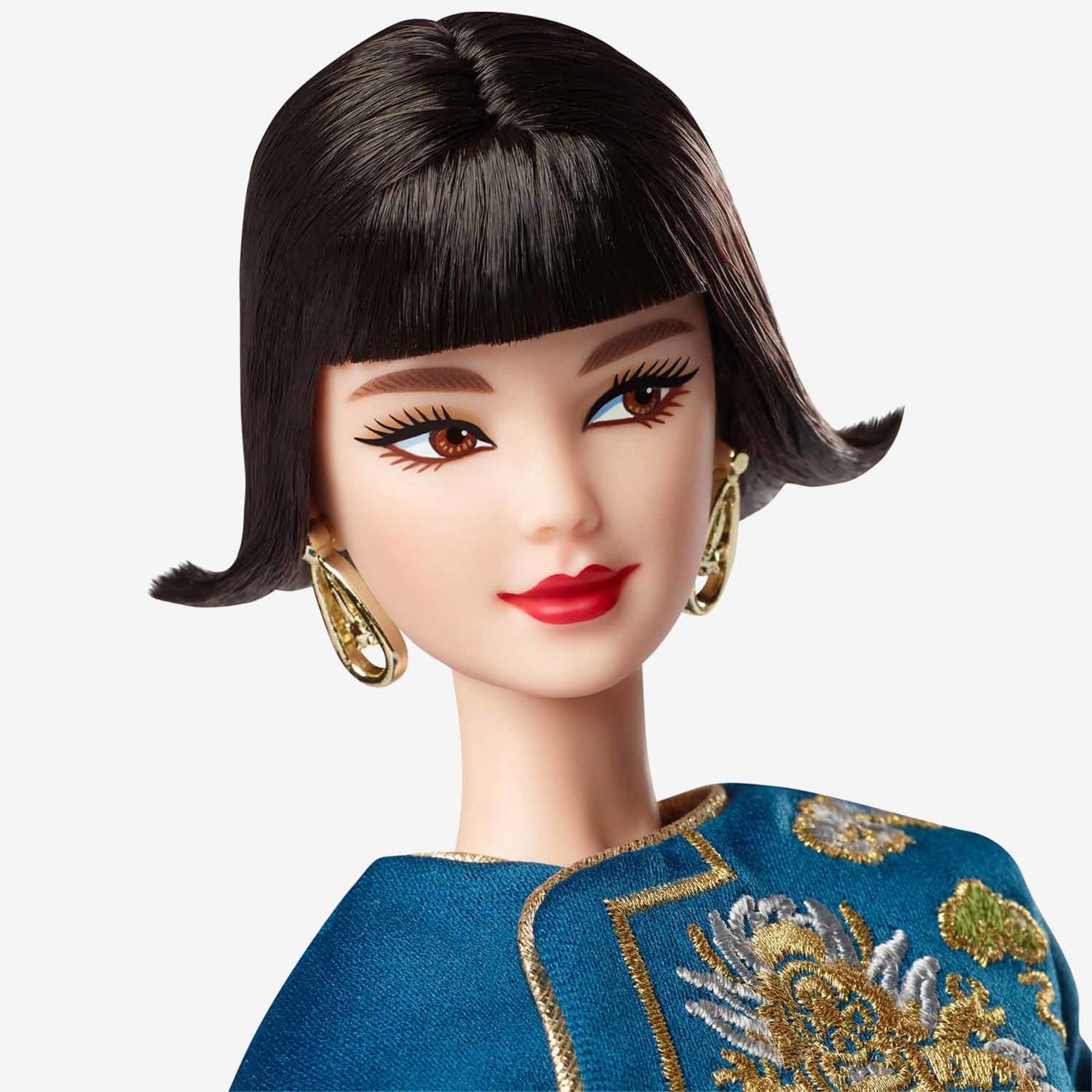 2023 Barbie Lunar New Year Doll Designed by Guo Pei - Búp bê sưu tầm cao cấp - Mattel Barbie Signature Mattel - ảnh 2 - Colle