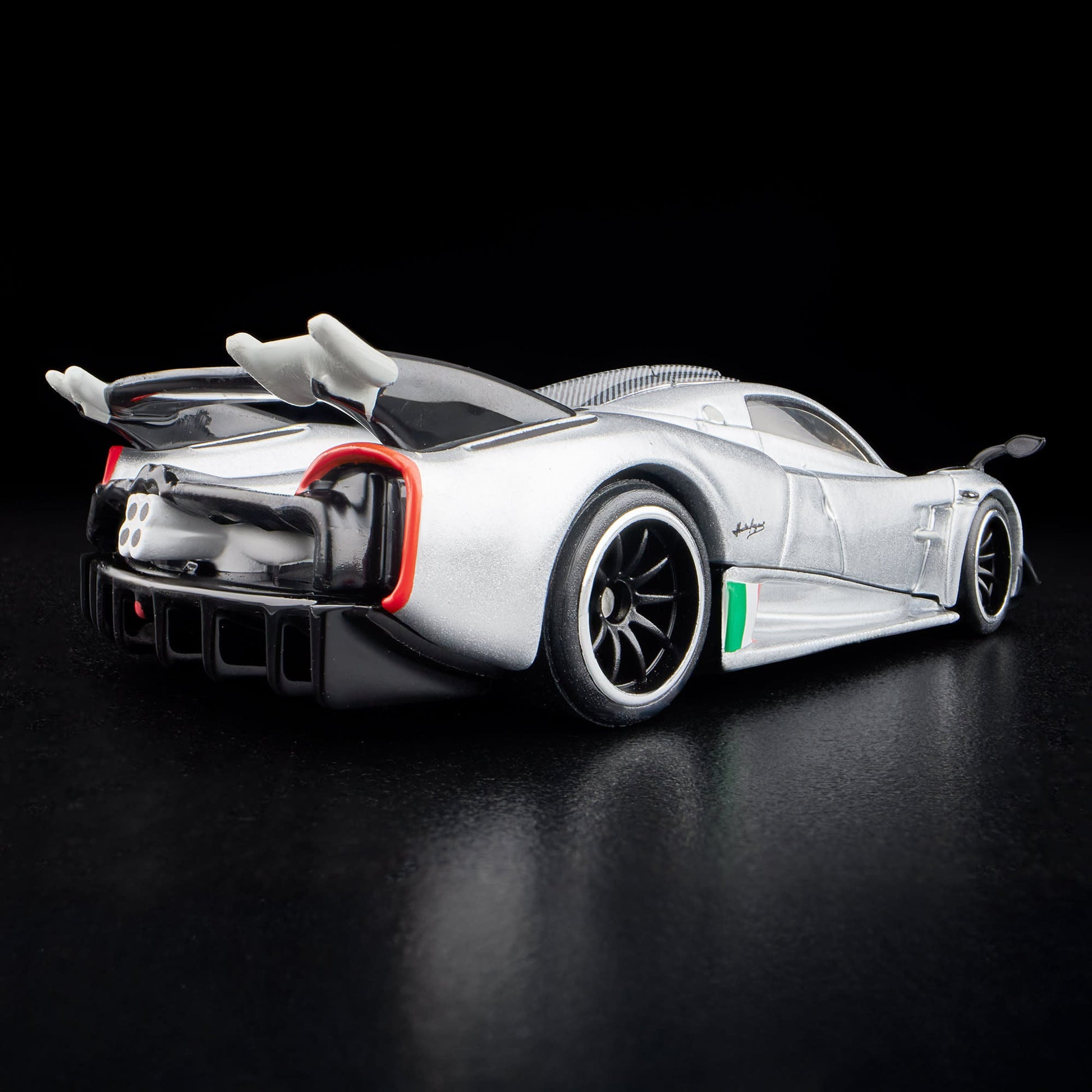 RLC Exclusive ’21 Pagani Huayra R
