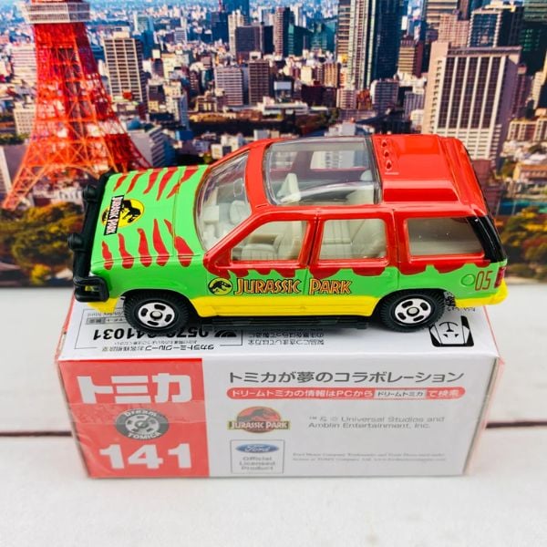 Dream Tomica SP Jurassic World Tour Vehicle