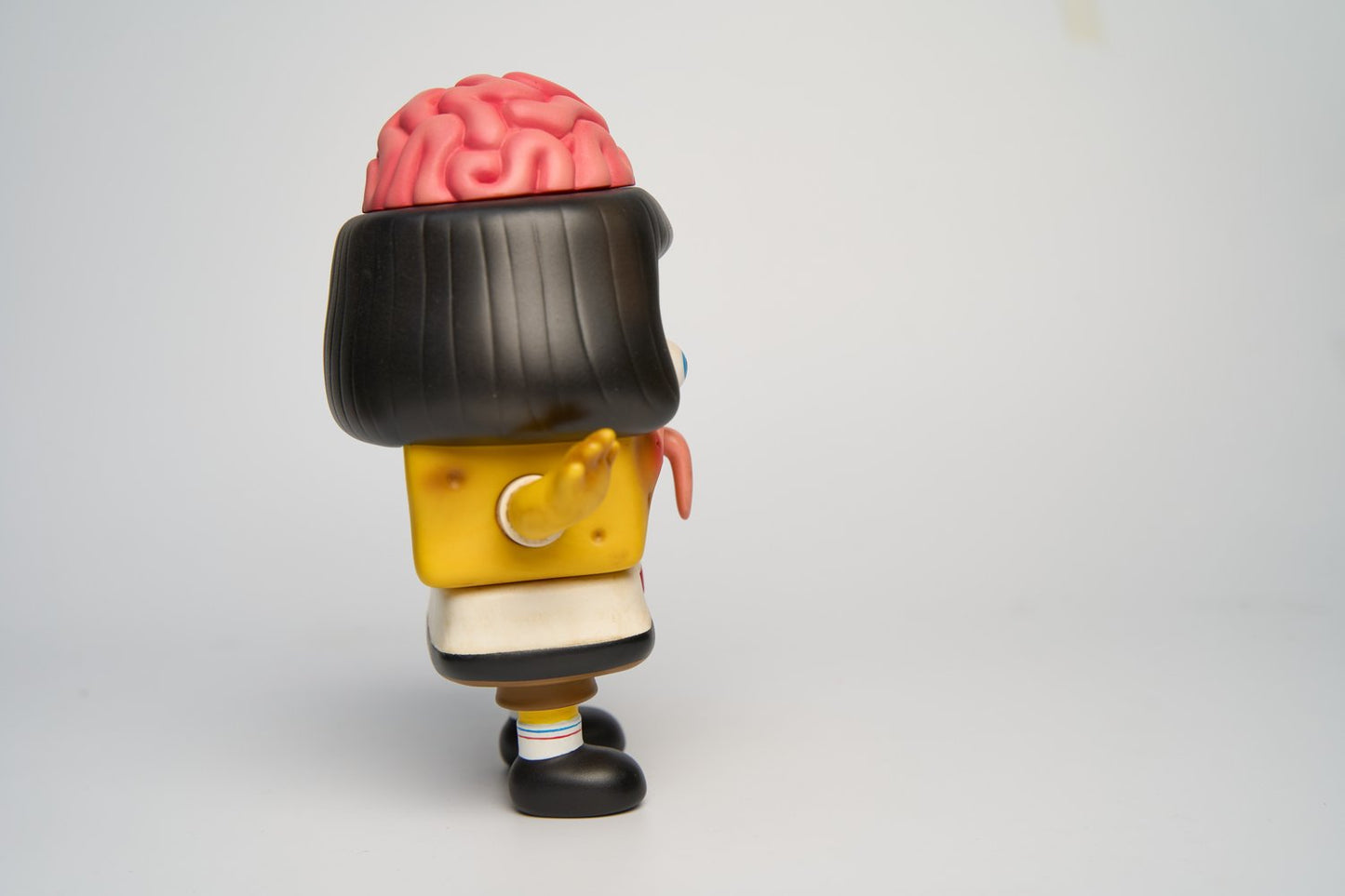 Queenie Fok Zombie Spongebob - Mô Hình Sofubi Limited - Unbox Industries