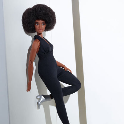 Barbie Looks Doll (Curvy, Brunette) Búp Bê Thời Trang Khớp Nối Linh Hoạt Barbie Signature GTD91 Mattel - ảnh 1 - Collectible 