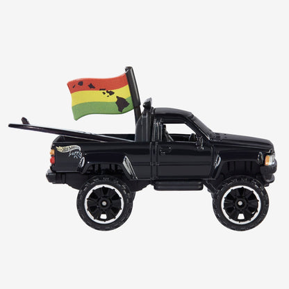 Evan Mock Hot Wheels 1987 Toyota Pickup North Shore Edition Mô Hình Xe Bán Tải Sưu Tầm Mattel Creations - Góc nhìn khác 3