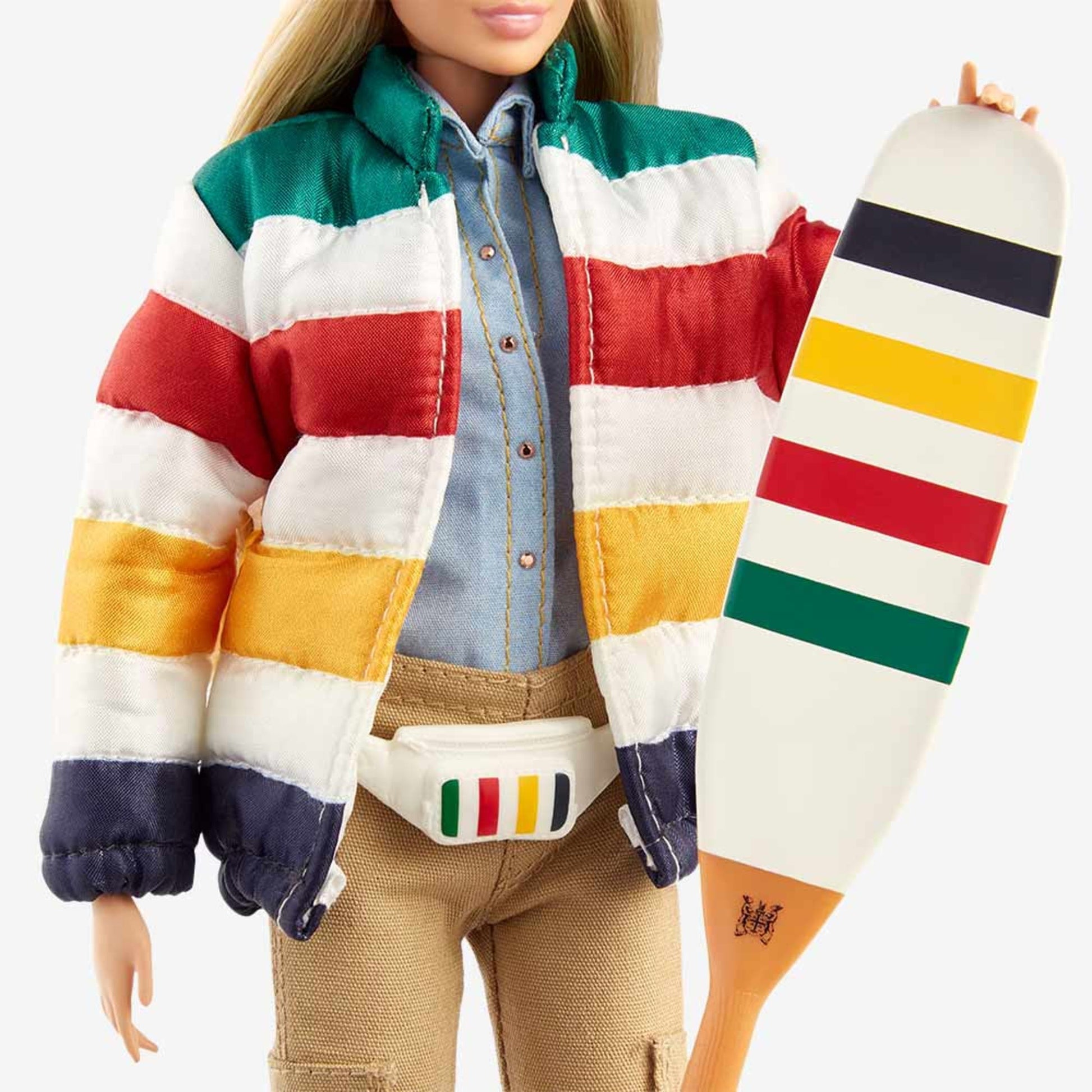 HBC Stripes Barbie Doll - Búp Bê Sưu Tầm Kỷ Niệm 350 Năm Hudson's Bay - Gold Label - Hình ảnh bổ sung 6