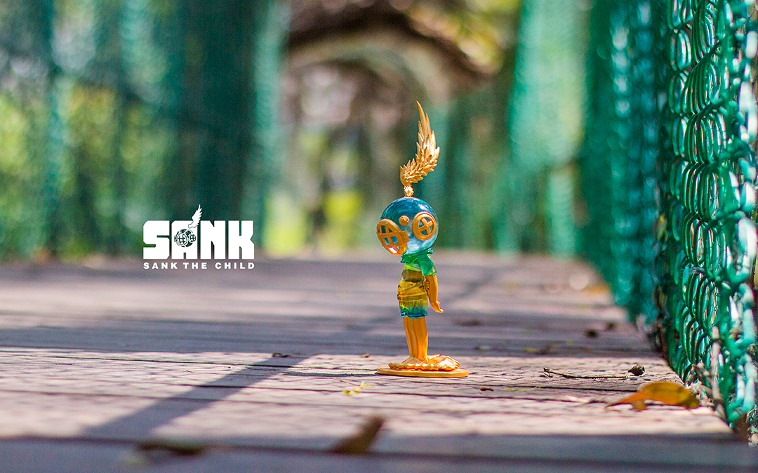 The Void Spectrum Series Green - Mô Hình Art Toy Cao Cấp Sank Toys - Góc nhìn khác 3