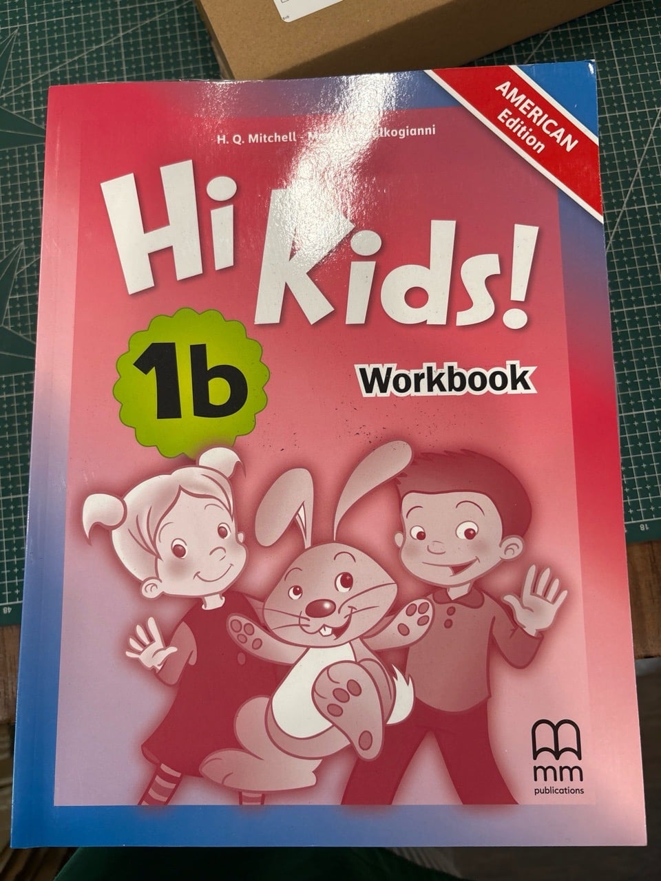 Hi Kids 1B WB - Split Edition - AE