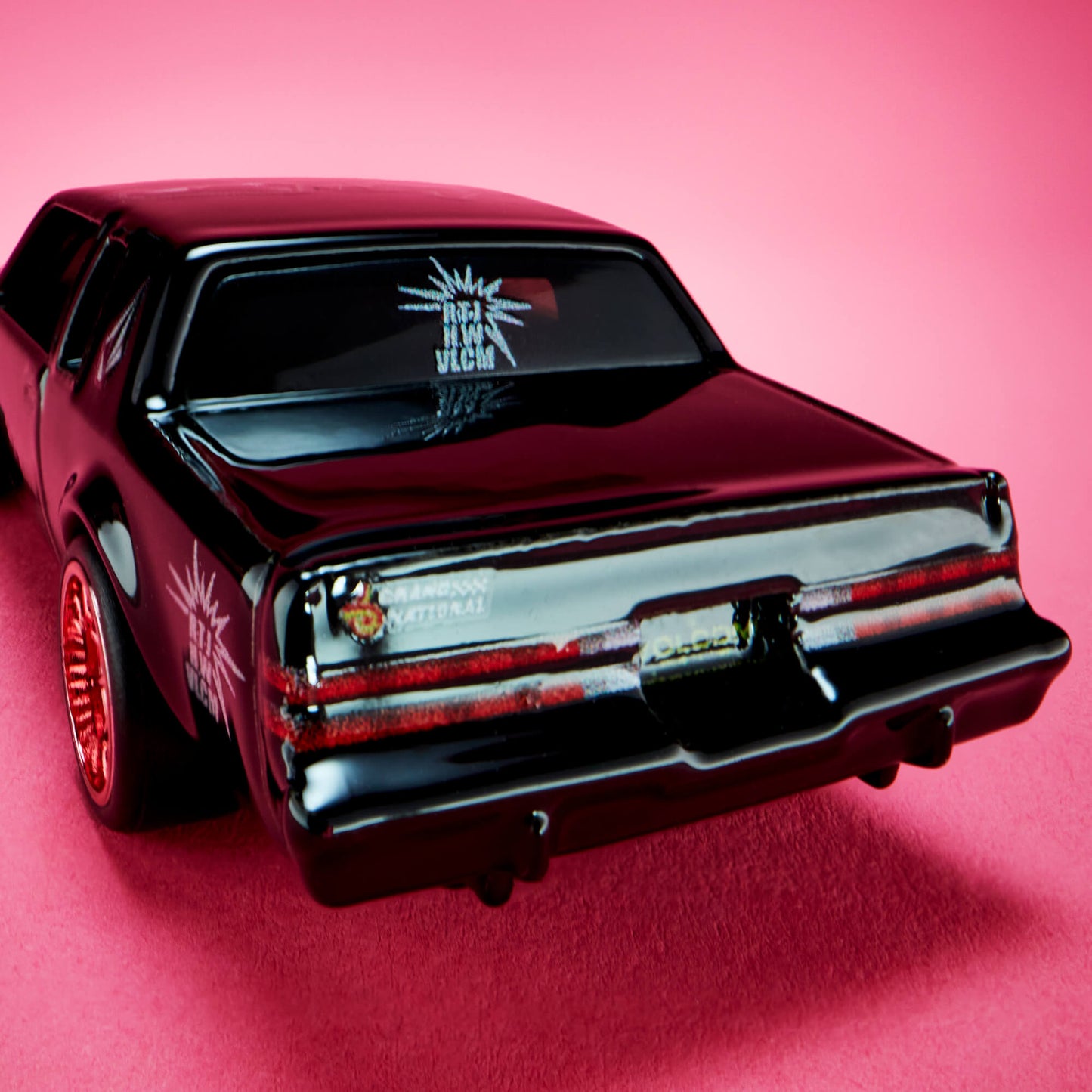 Hot Wheels x Run The Jewels x Volcom '87 Buick Regal GNX - Mô hình xe Die-cast 1:64 - Hot Wheels Hot Wheels - ảnh 5 - Mô hình