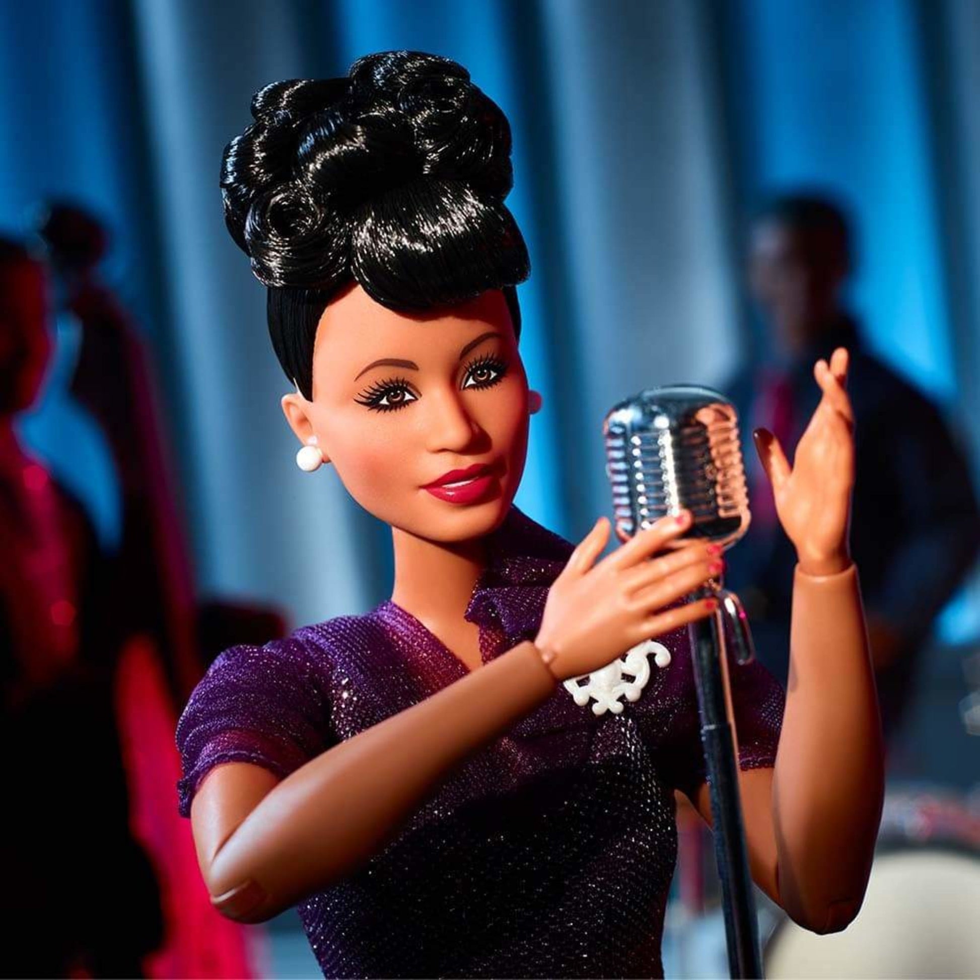 Ella Fitzgerald Barbie Inspiring Women Doll - Búp bê sưu tầm Series Phụ nữ Truyền cảm hứng - Barbie Signature - Góc nhìn khác 3
