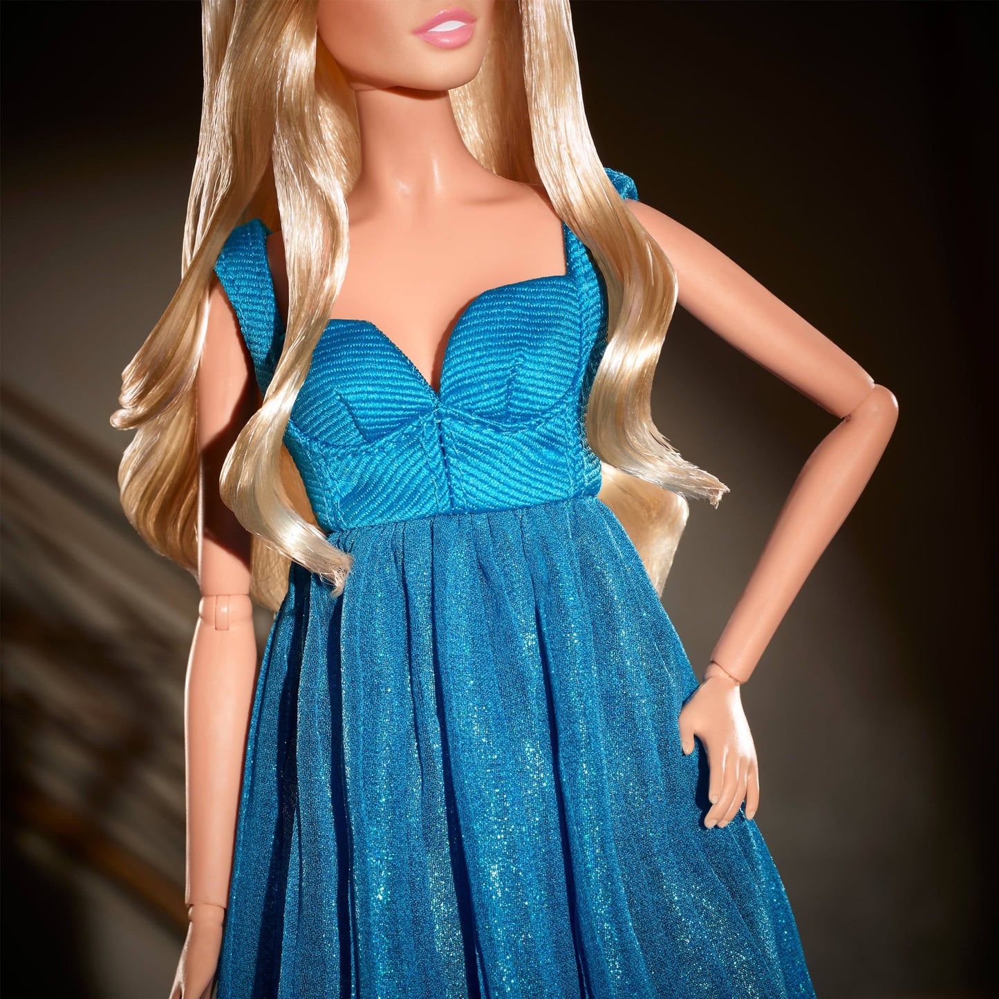 Claudia Schiffer Supermodel Barbie Doll in Versace Gown - Búp bê Siêu mẫu Sưu tầm Barbie Signature Mattel - ảnh 2 - Collectib