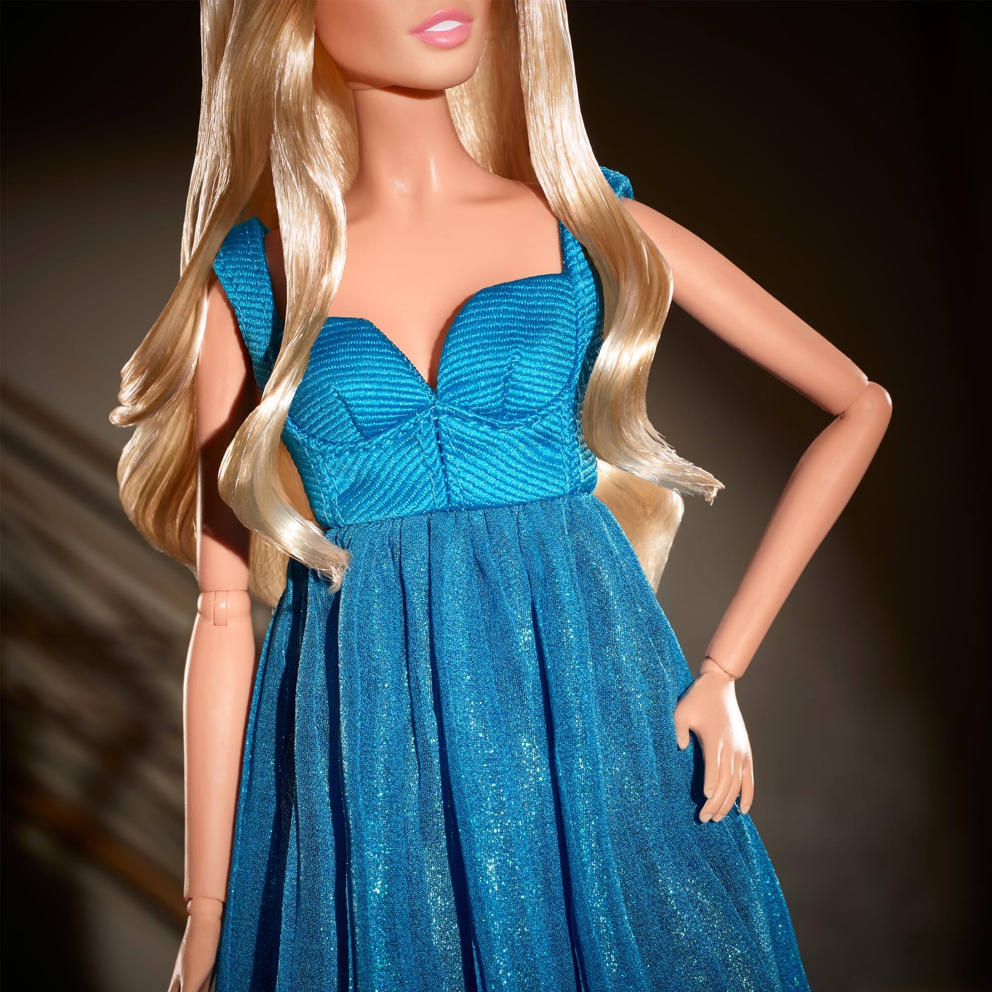 Claudia Schiffer Supermodel Barbie Doll in Versace Gown - Búp bê Siêu mẫu Sưu tầm Barbie Signature Mattel - ảnh 2 - Collectib