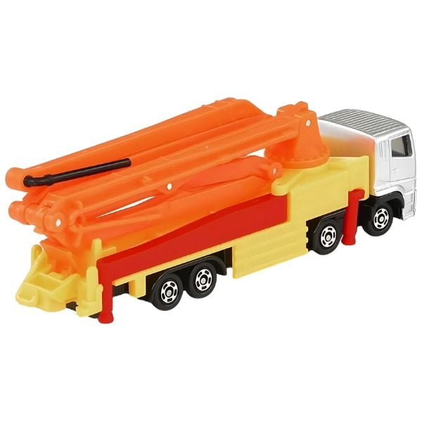 Tomica No. 127 Mitsubishi Fuso Super Great Concrete Pumping Truck