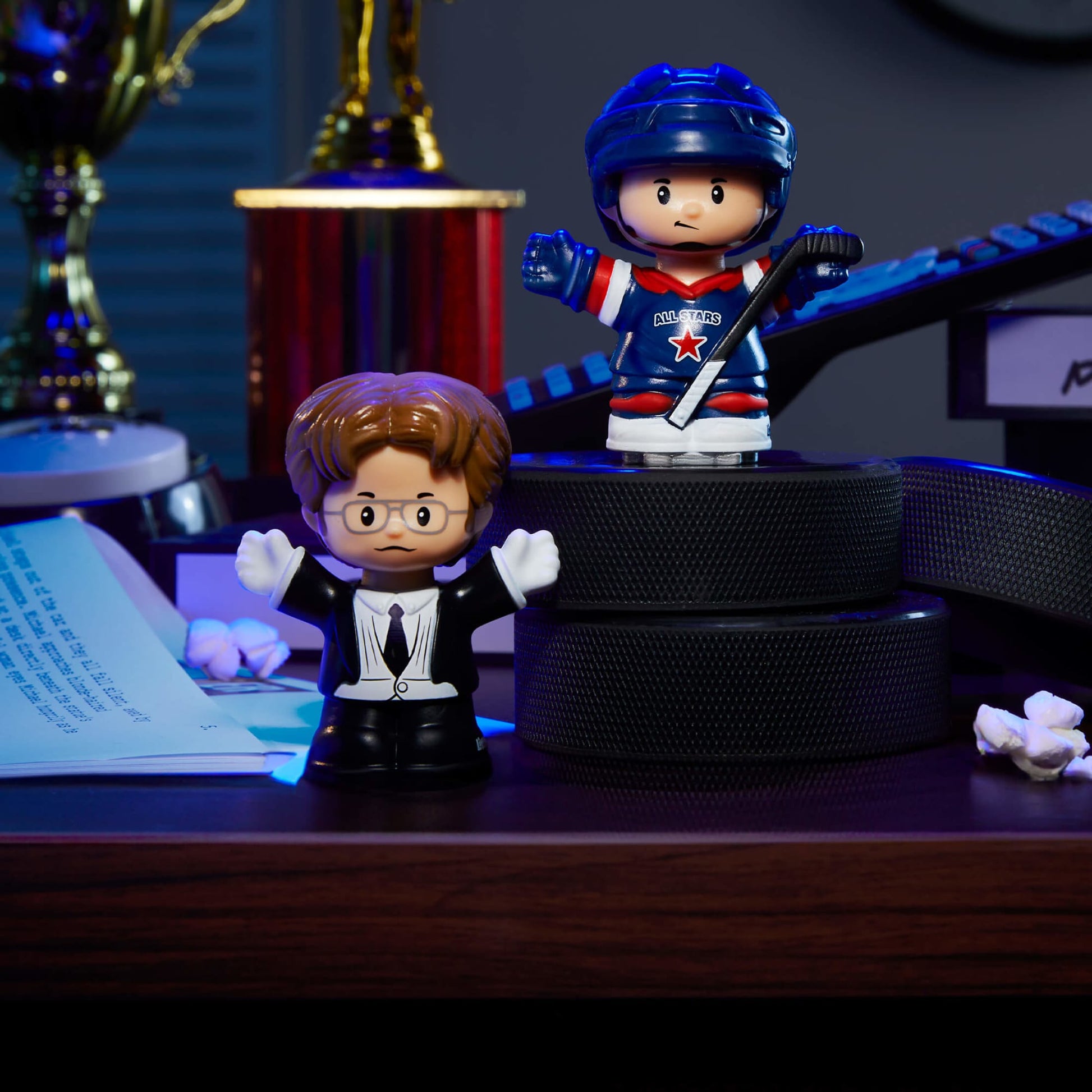 Little People Collector The Office Threat Level Midnight Set - Bộ Mô Hình Nhân Vật Sưu Tầm - Fisher-Price Fisher-Price - ảnh 