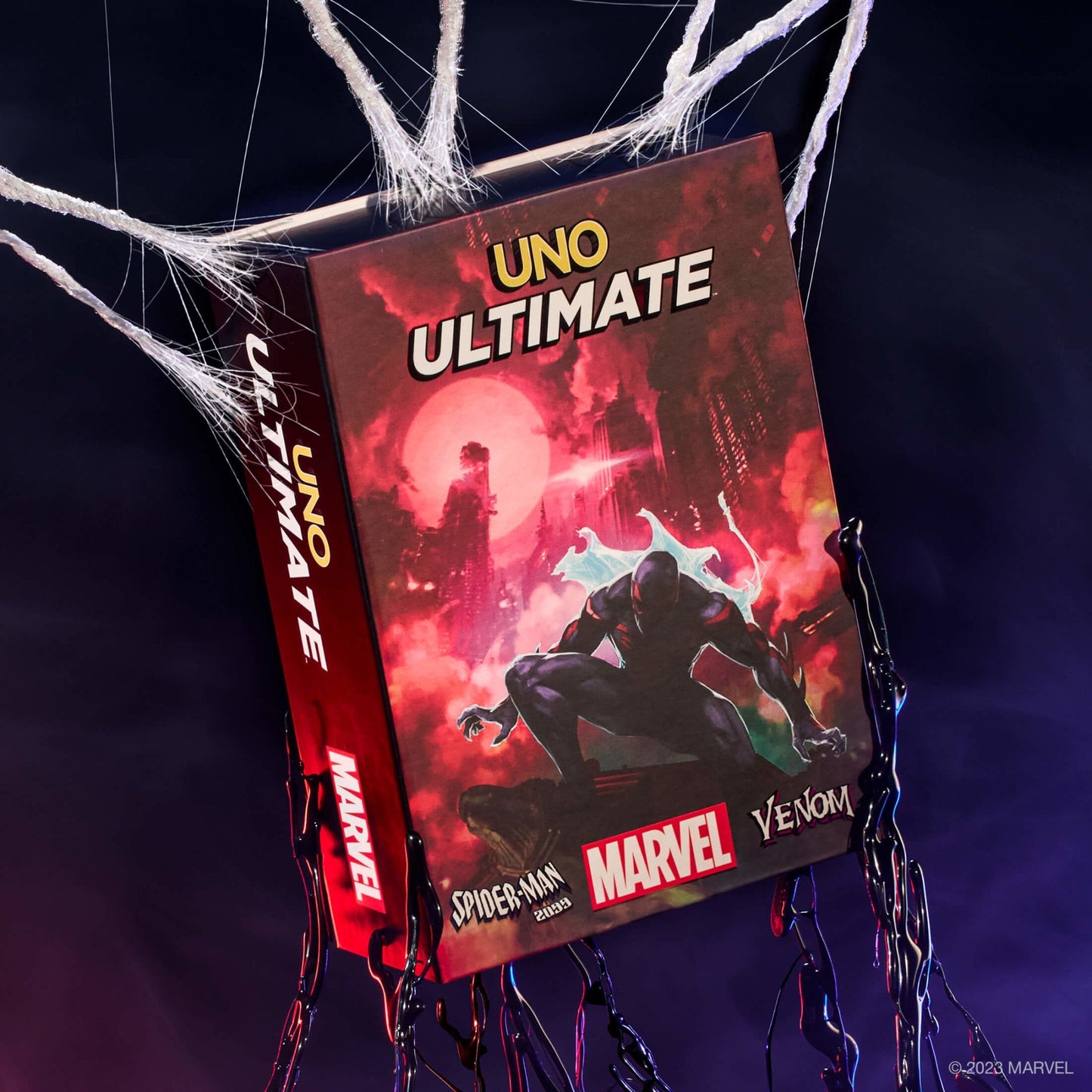 UNO Ultimate Marvel Spider-Man 2099 vs. Venom Add-On 2-Pack - Bộ Bài Thẻ Bài Cao Cấp All-Foil - Mattel - Hình ảnh chi tiết 2