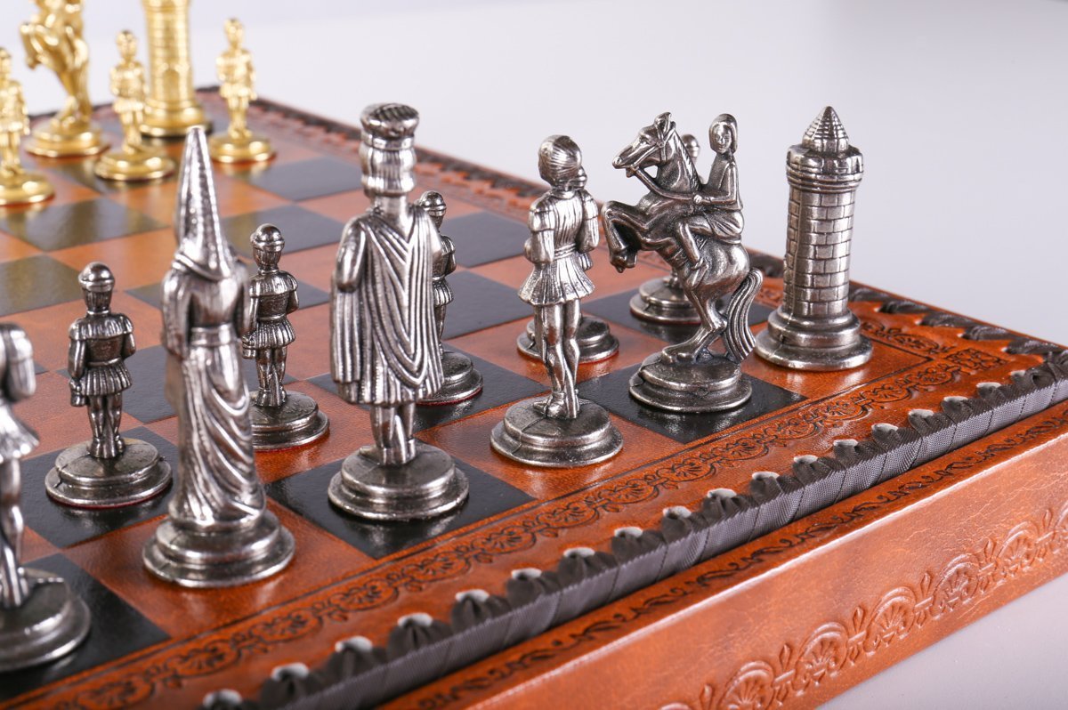 Gothic Chess Set with Leatherette Storage Board - Bộ Cờ Vua Cao Cấp & Hộp Đựng Giả Da - Chess House - Hình ảnh bổ sung 5