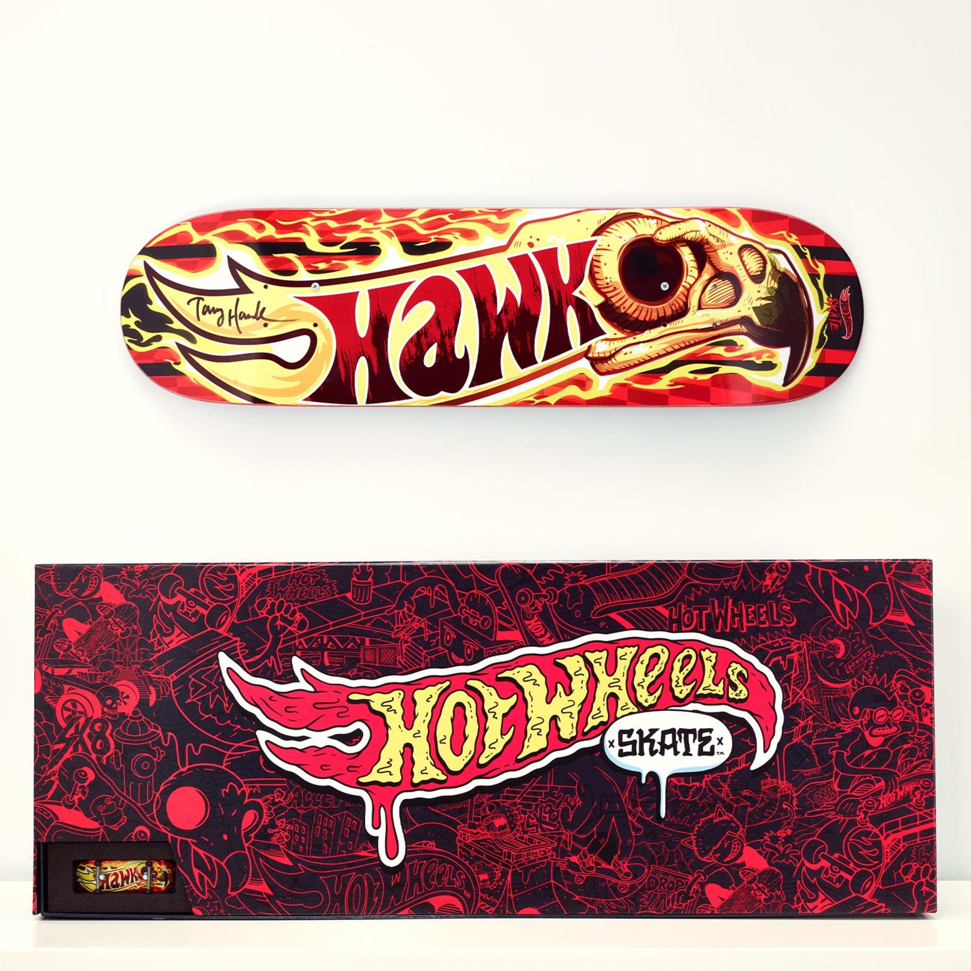 Tony Hawk x Hot Wheels Skate, Wildfire Deck & Fingerboard - Ván trượt cao cấp giới hạn có chữ ký - Mattel Creations HPP94 - Hình ảnh bổ sung 4