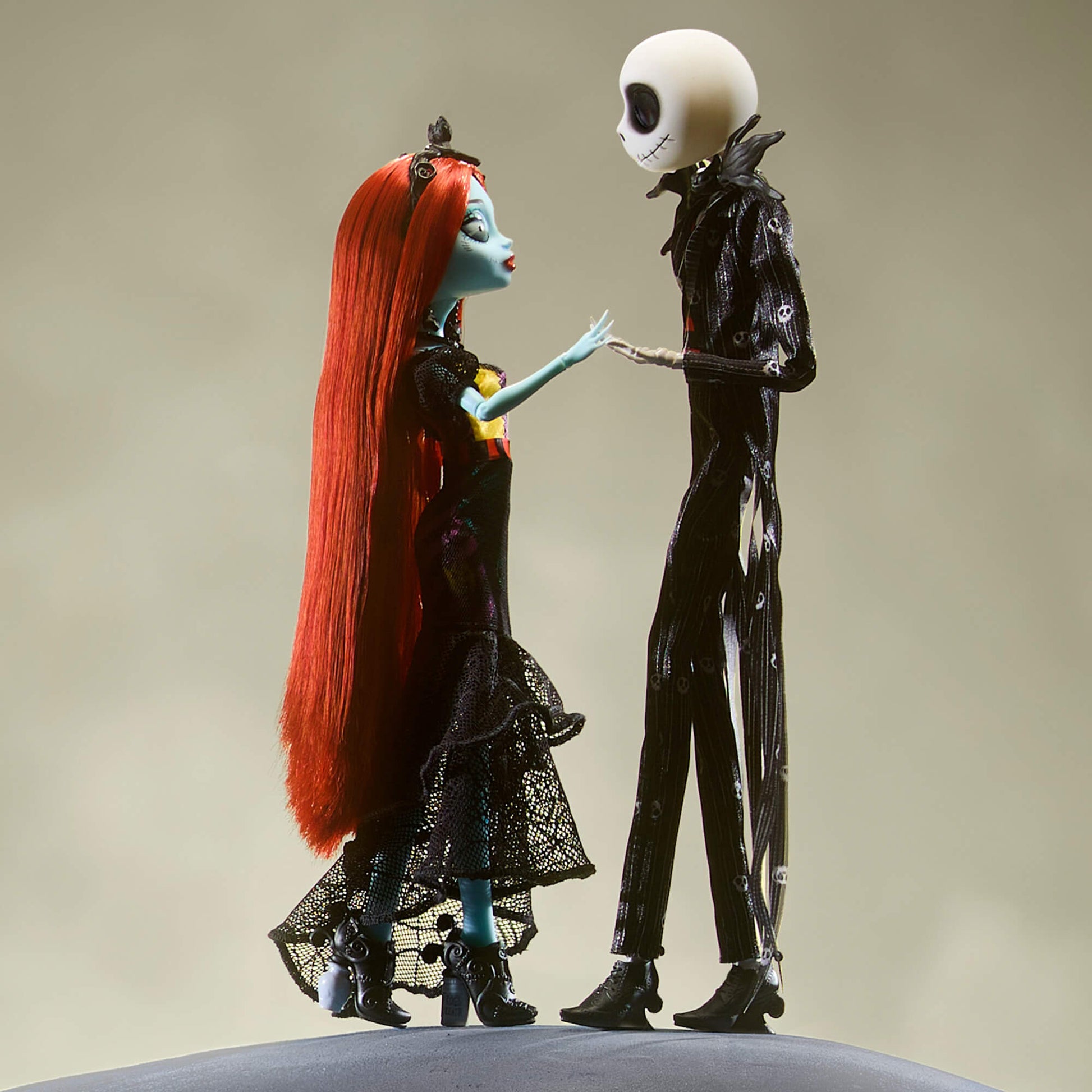 Monster High Skullector The Nightmare Before Christmas Dolls - Bộ Búp Bê Sưu Tầm Cao Cấp - Mattel Creations - Hình ảnh chi tiết 2