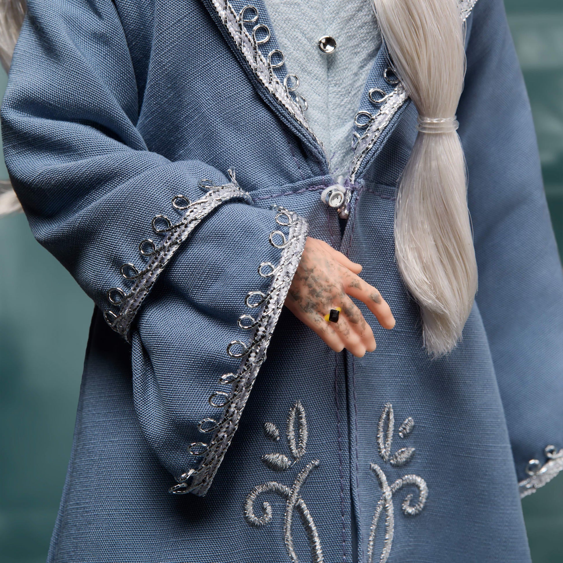 Harry Potter Design Collection – Albus Dumbledore Doll - Búp bê Sưu tầm Cao cấp - Mattel Creations HND83 - Hình ảnh bổ sung 5