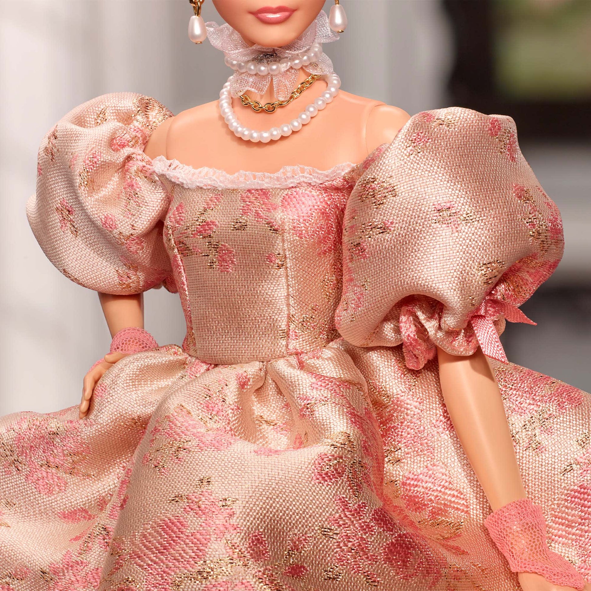 A Tribute to Fashion Barbie Doll - Búp bê sưu tầm cao cấp Mattel Barbie Signature HRM26 - Hình ảnh bổ sung 5