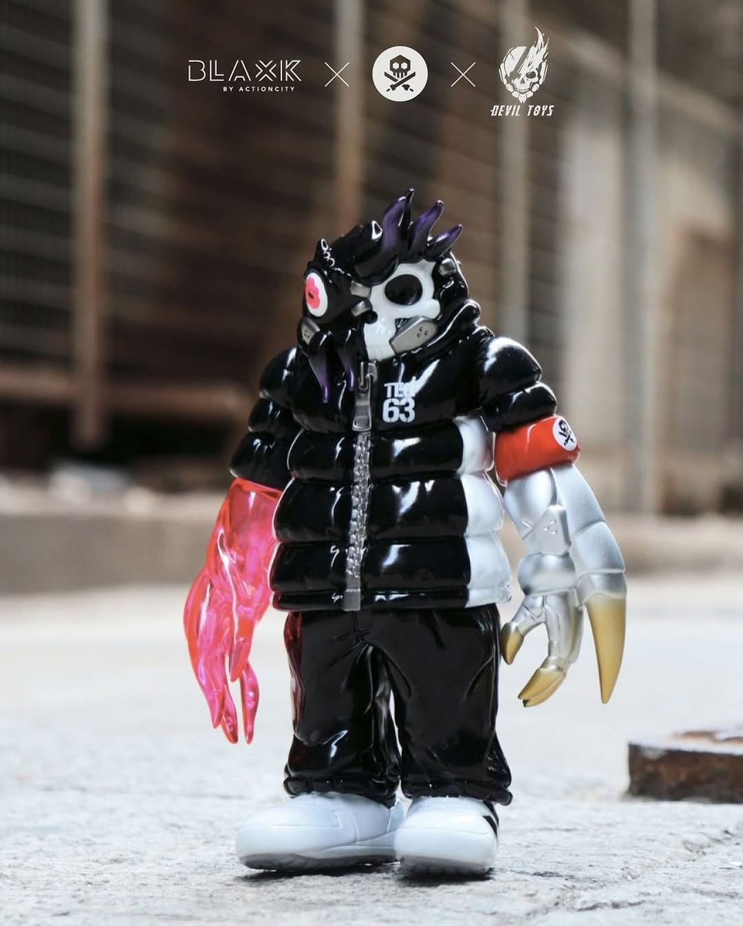 Gyaromi (Quiccs Colorway) - Mô hình Figure Sofubi Cao Cấp - Devil Toys - Hình ảnh chi tiết 2