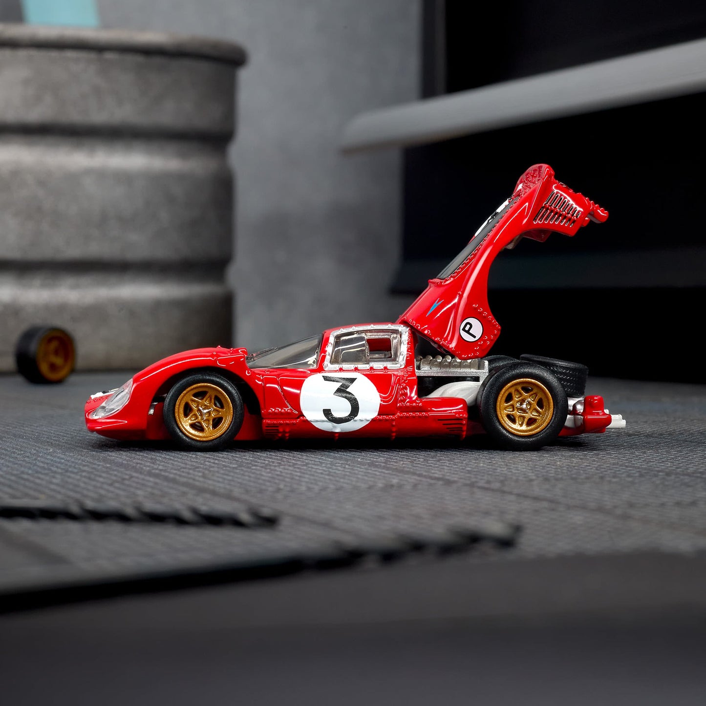Hot Wheels® Elite 64 1967 Ferrari 330 P4