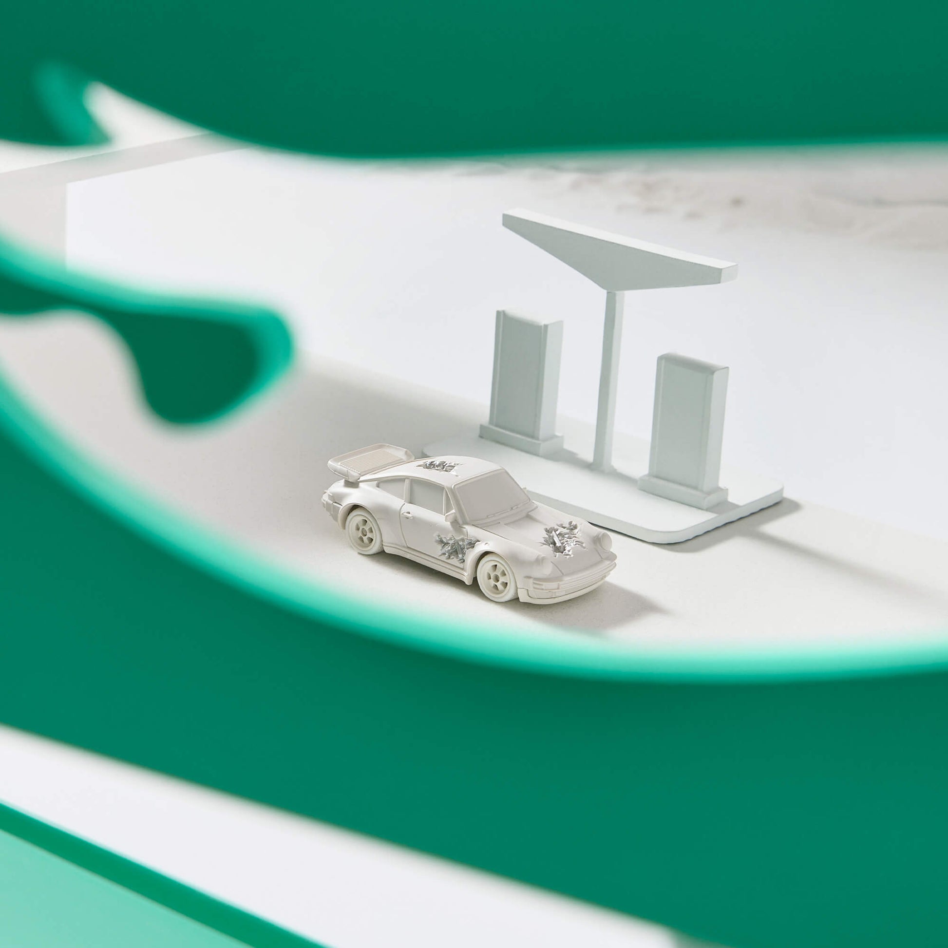 Hot Wheels x Daniel Arsham Eroded Porsche 930 and Rally Case - Xe Mô Hình Porsche Nghệ Thuật Cao Cấp Mattel Mattel Creations 