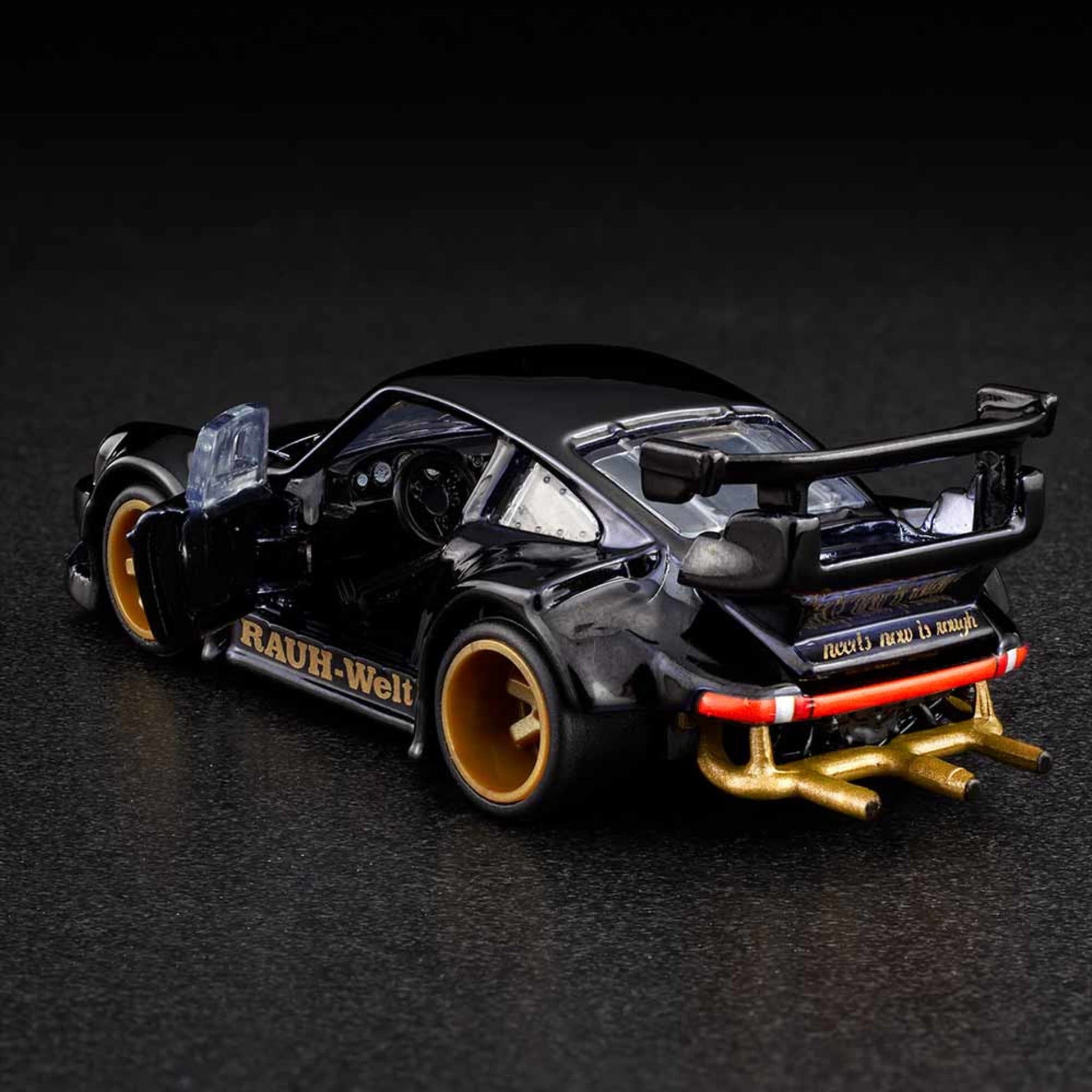RLC Exclusive RWB Porsche 930 w/ Akira Nakai Figurine - Mô Hình Xe Đồ Chơi Sưu Tầm Hot Wheels - Hình ảnh bổ sung 8