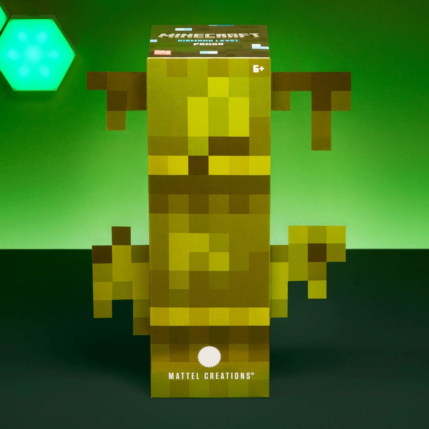 Minecraft Diamond Level Panda Figure - Mô Hình Gấu Trúc Sưu Tầm Cao Cấp - Mattel Creations - Hình ảnh bổ sung 6