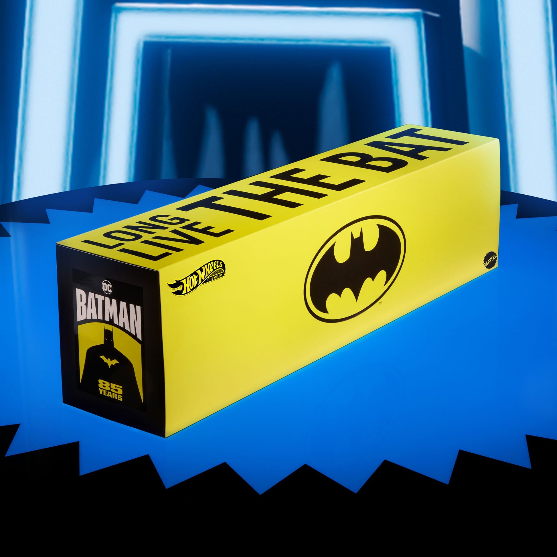 Hot Wheels 85th Anniversary Batmobile Collection - Bộ Sưu Tập Xe Mô Hình Batman Kỷ Niệm 85 Năm - Hot Wheels - Góc nhìn khác 3