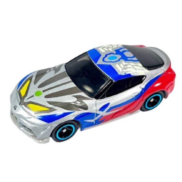 Đồ chơi mô hình xe Tomica Ultraman UTR-02 Ultraman Zero