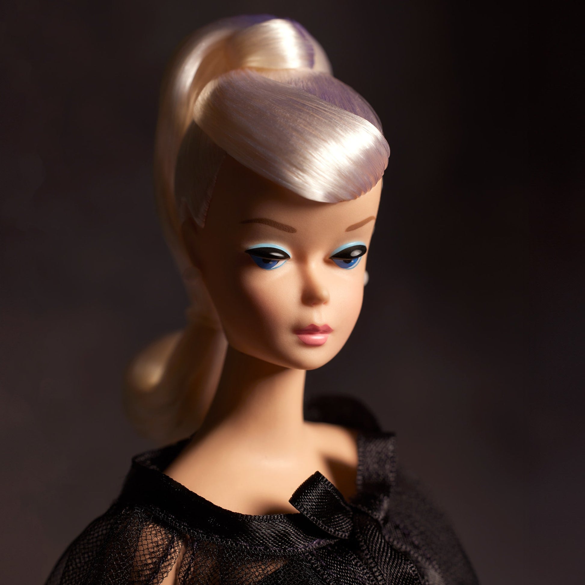 Swirl Pony Barbie Doll - Búp Bê Sưu Tầm Silkstone Cổ Điển Barbie Signature (HRM88) Barbie Signature - ảnh 1 - Dolls