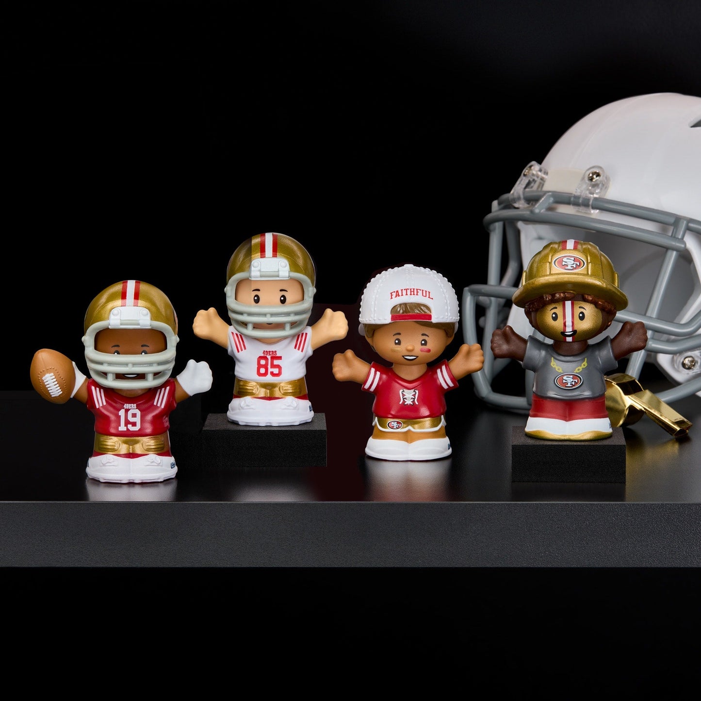 Little People Collector x NFL San Francisco 49ers Set - Bộ Nhân Vật Sưu Tầm Thể Thao - Mattel - Góc nhìn khác 3