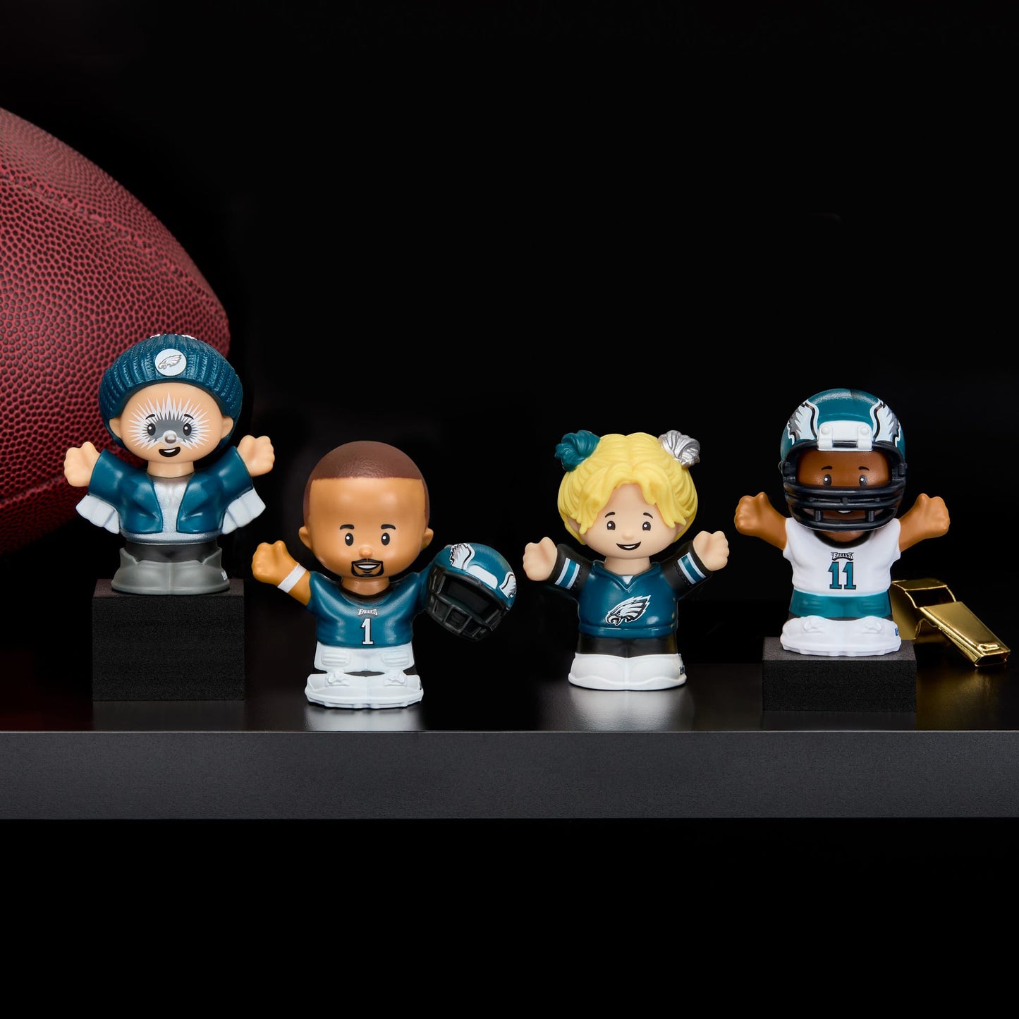 Little People Collector x NFL Philadelphia Eagles Set - Bộ Mô Hình Nhân Vật Philadelphia Eagles - Mattel - Góc nhìn khác 3
