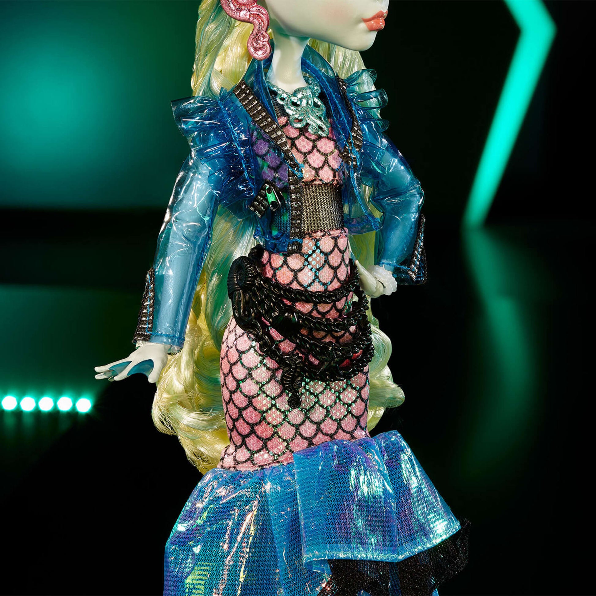 Monster High Haunt Couture Lagoona Blue Doll - Búp Bê Sưu Tầm Cao Cấp Mattel HGY91 - Hình ảnh bổ sung 5